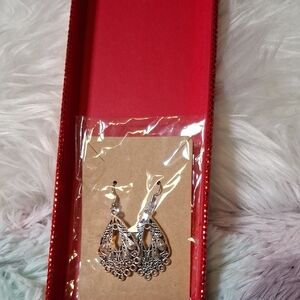 Elegant Silver Filigree Earrings